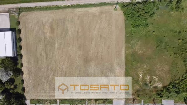 terreno edificabile in vendita a Bovolone