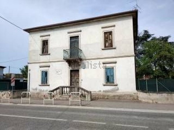 casa indipendente in vendita a Bovolone