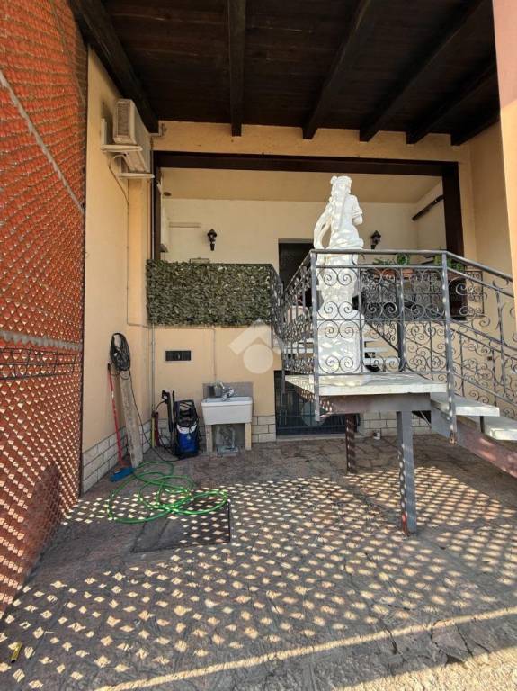 casa indipendente in vendita a Bovolone