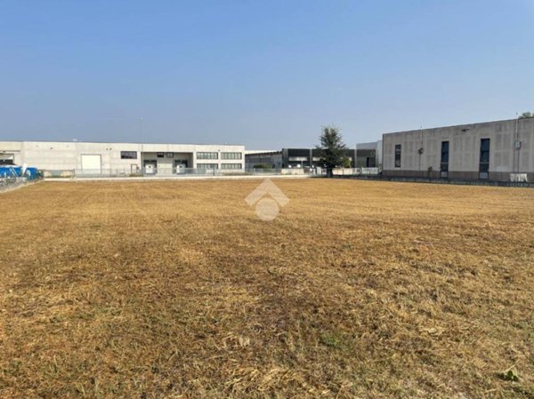terreno edificabile in vendita a Bovolone