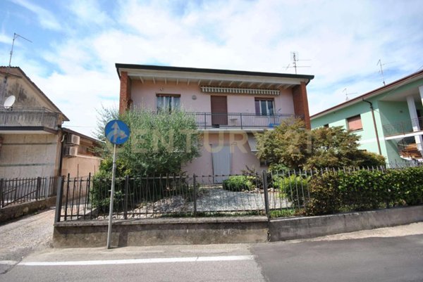 casale in vendita a Bovolone