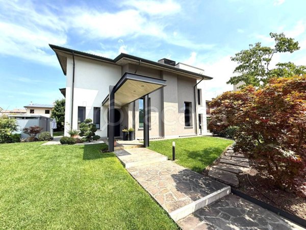 casa indipendente in vendita a Bovolone