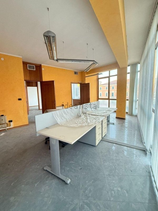 ufficio in vendita a Bovolone