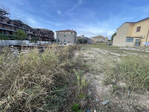 terreno edificabile in vendita a Bovolone