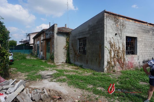 casa indipendente in vendita a Bovolone