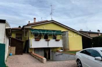 casa indipendente in vendita a Bovolone