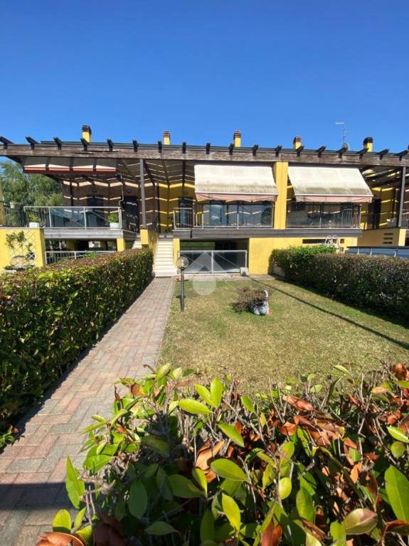 casa indipendente in vendita a Bovolone