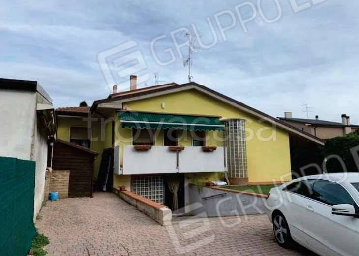 casa indipendente in vendita a Bovolone
