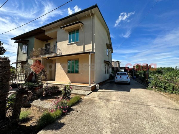 casa indipendente in vendita a Bovolone