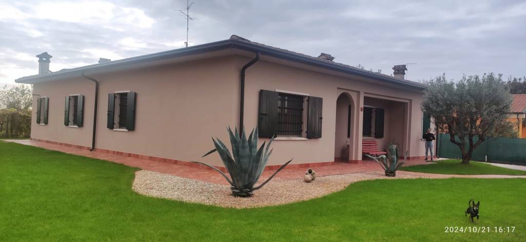 casa indipendente in vendita a Bovolone