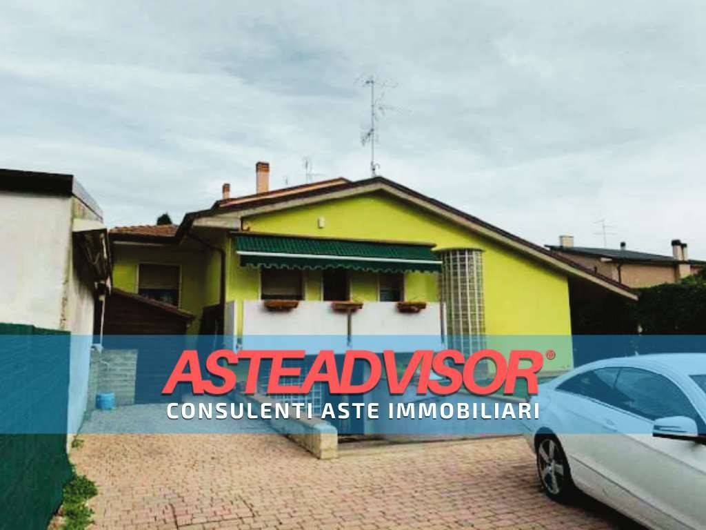 casa indipendente in vendita a Bovolone