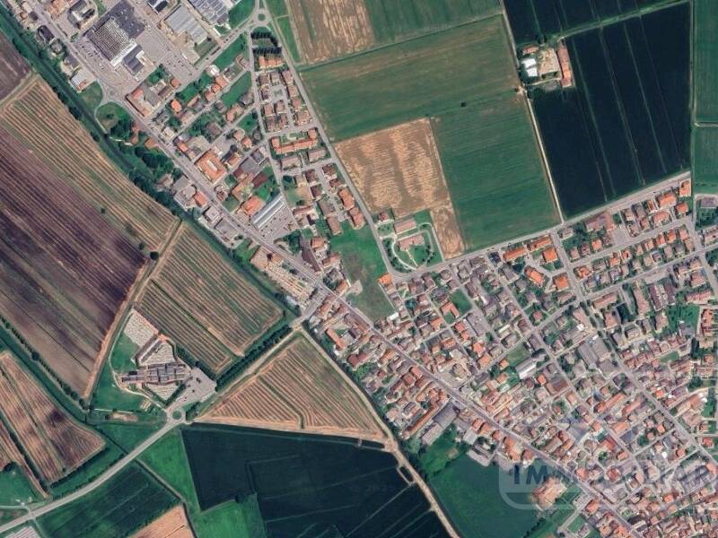 terreno edificabile in vendita a Bovolone