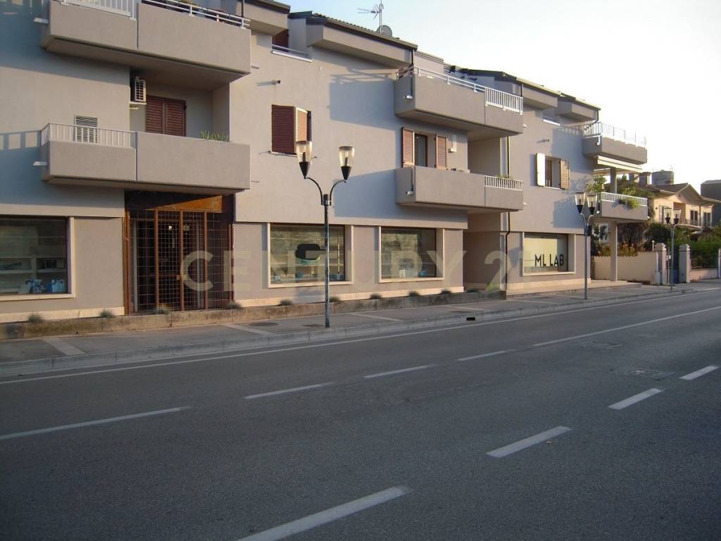 negozio in vendita a Bovolone