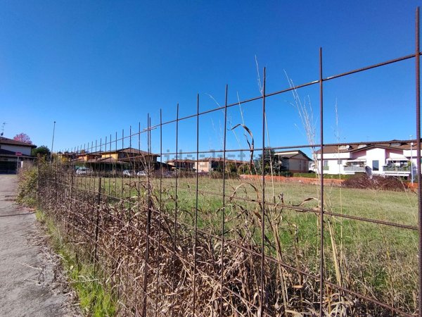terreno edificabile in vendita a Bovolone