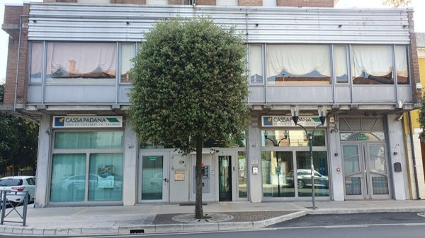 locale commerciale in vendita a Bovolone