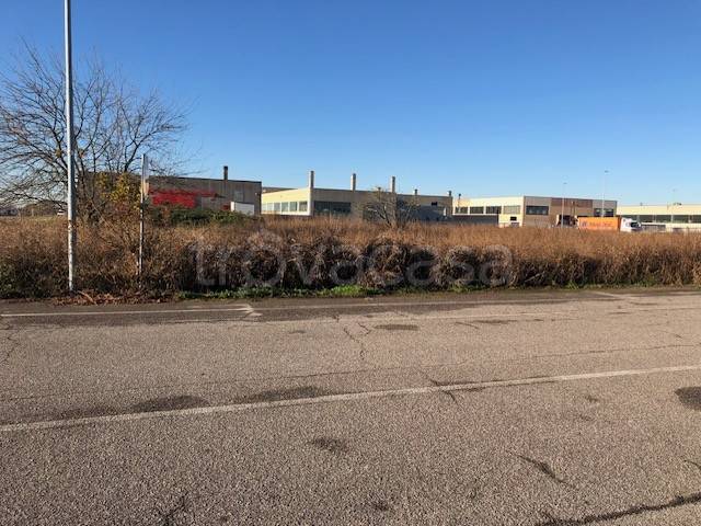 terreno edificabile in vendita a Bovolone