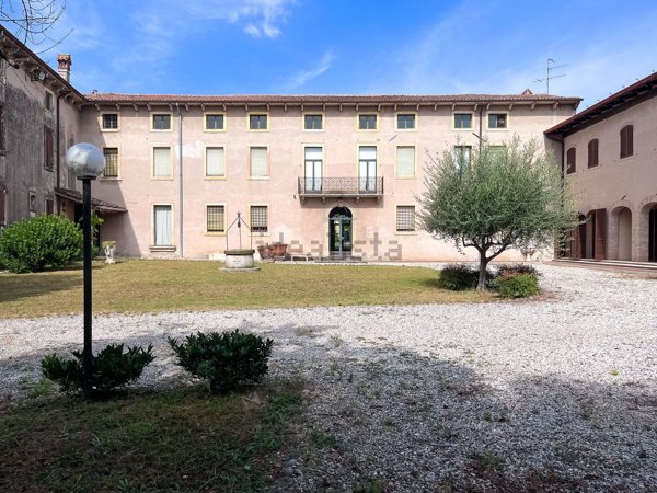 casa indipendente in vendita a Bovolone