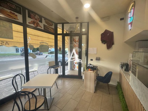 locale di sgombero in vendita a Bovolone