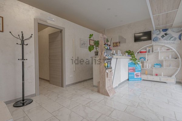 locale commerciale in vendita a Bovolone