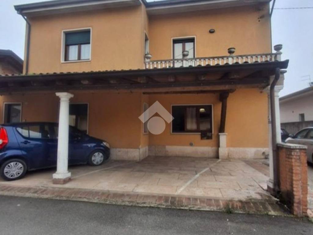 appartamento in vendita a Bovolone