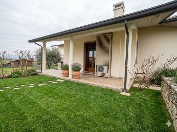 casa indipendente in vendita a Bovolone