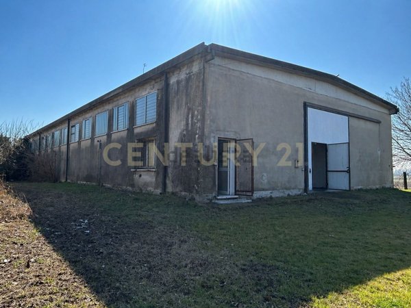 capannone in vendita a Bovolone