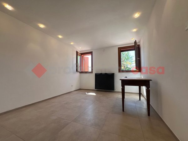 casa indipendente in vendita a Bovolone