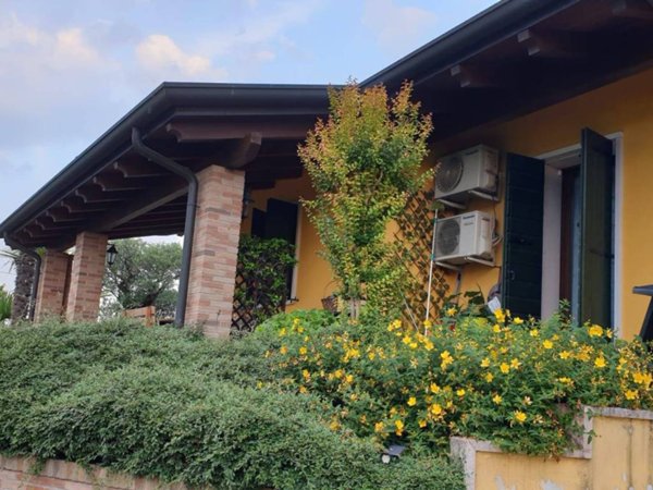 casa indipendente in vendita a Bovolone