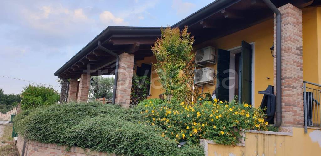 casa indipendente in vendita a Bovolone