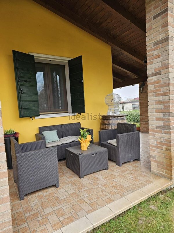 casa indipendente in vendita a Bovolone