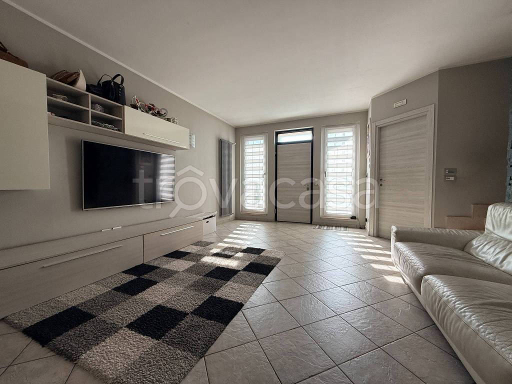 casa indipendente in vendita a Bovolone