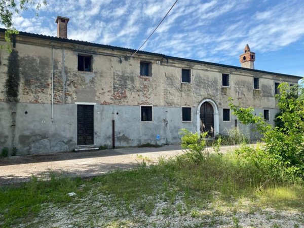 intera palazzina in vendita a Bovolone