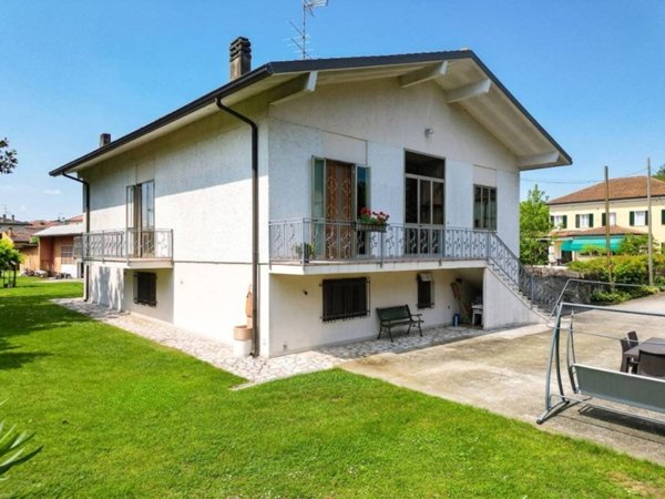 casa indipendente in vendita a Bovolone