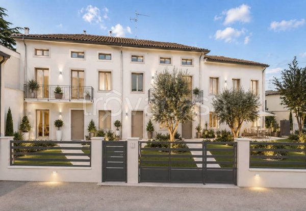 casa indipendente in vendita a Bovolone