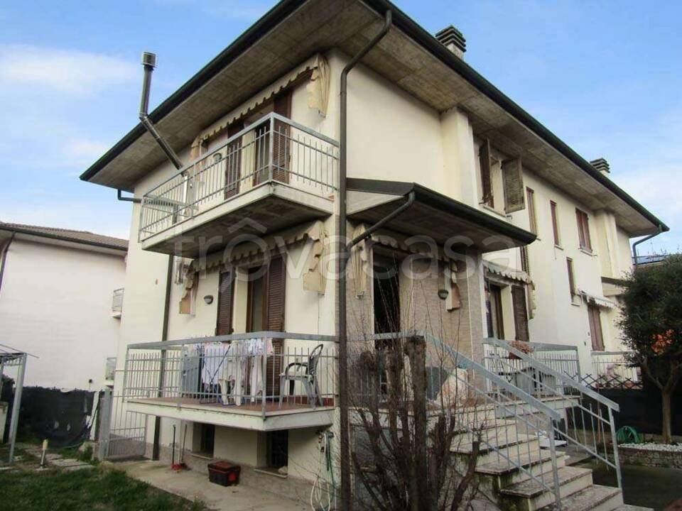 casa indipendente in vendita a Bovolone