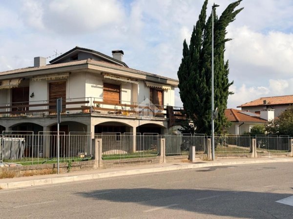 appartamento in vendita a Bovolone