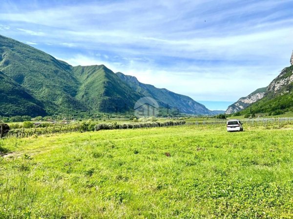 villa in vendita a Brentino Belluno in zona Brentino