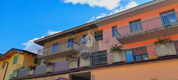 appartamento in vendita a Brentino Belluno in zona Rivalta