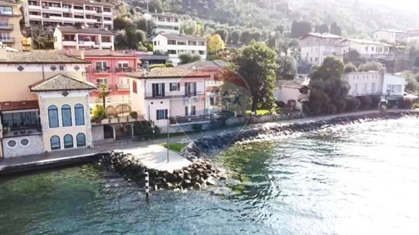 negozio in vendita a Brenzone sul Garda