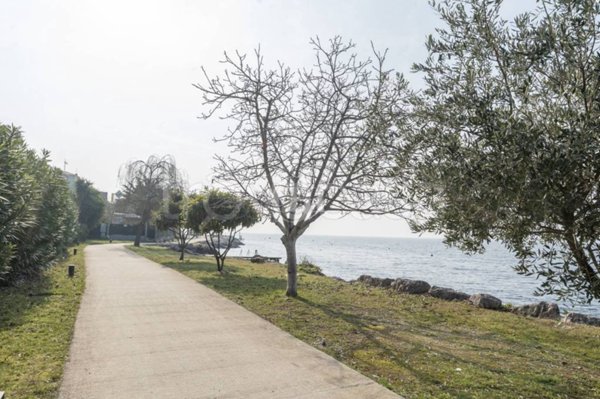 appartamento in vendita a Brenzone sul Garda in zona Castelletto