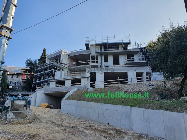 appartamento in vendita a Brenzone sul Garda