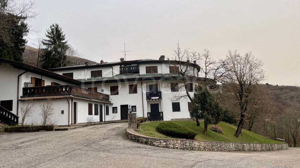 appartamento in vendita a Brenzone sul Garda
