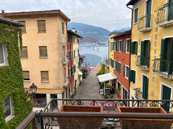 appartamento in vendita a Brenzone sul Garda in zona Magugnano
