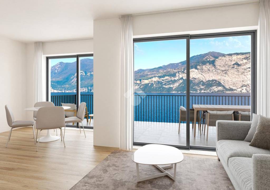 appartamento in vendita a Brenzone sul Garda in zona Borago