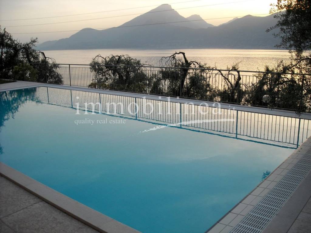 appartamento in vendita a Brenzone sul Garda in zona Castelletto