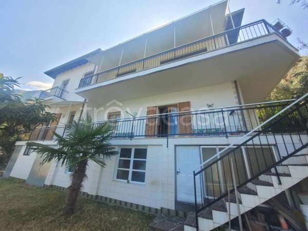 casa indipendente in vendita a Brenzone sul Garda in zona Zignago