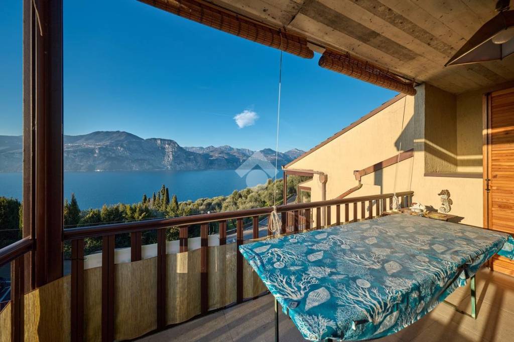 appartamento in vendita a Brenzone sul Garda