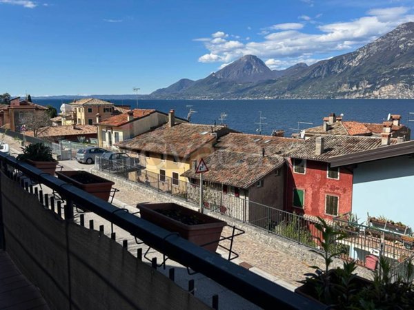 appartamento in vendita a Brenzone sul Garda