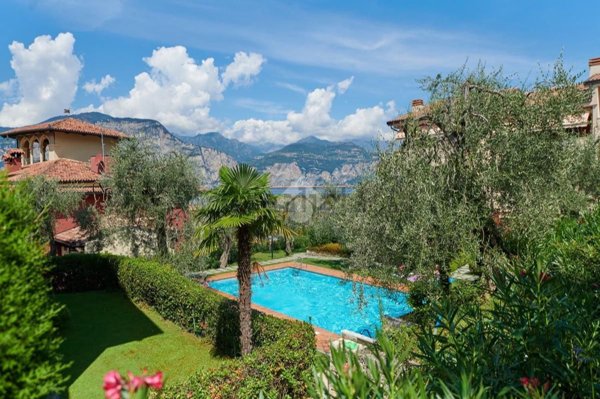 appartamento in vendita a Brenzone sul Garda