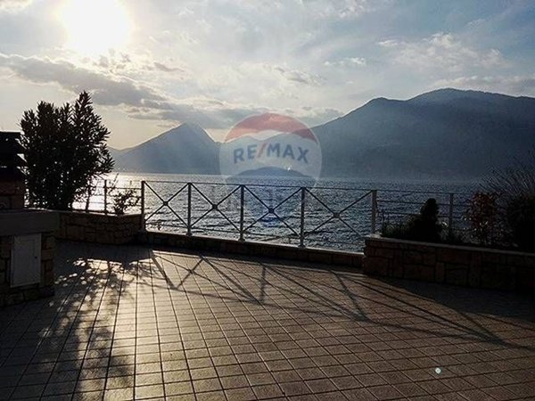 casa indipendente in vendita a Brenzone sul Garda in zona Marniga